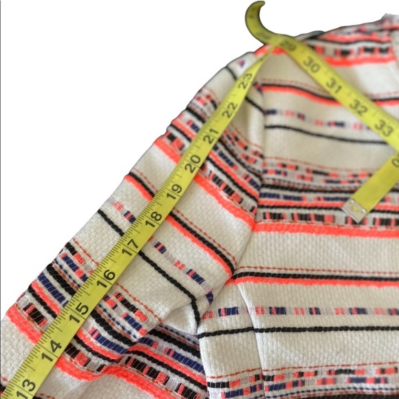 Belle Vere White Woven tweed tassel long sleeve cropped open blazer size med - Picture 9 of 9